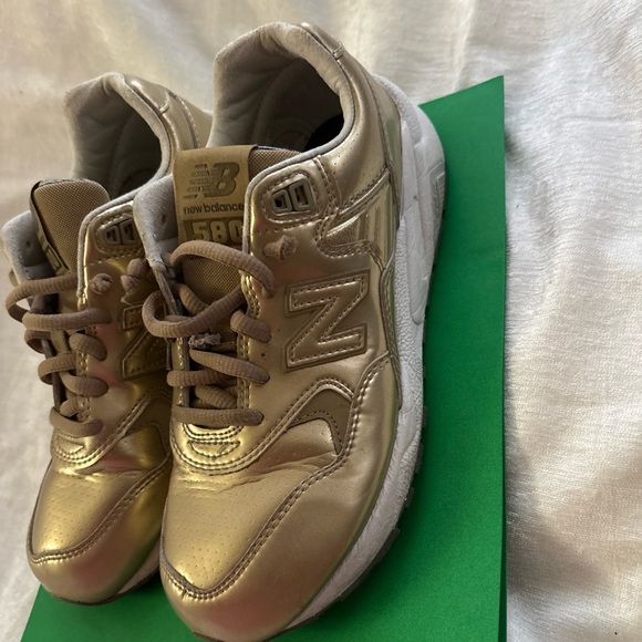 New Balance 580 Gold Precious Metal Olympic Edition Size 6.5 Retro Running Shoe - Picture 5 of 7